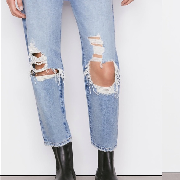 $248 Frame Le Original Distressed Light Wash Jeans - Picture 2 of 12